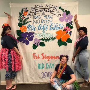 Meet your Posher, Shelbi